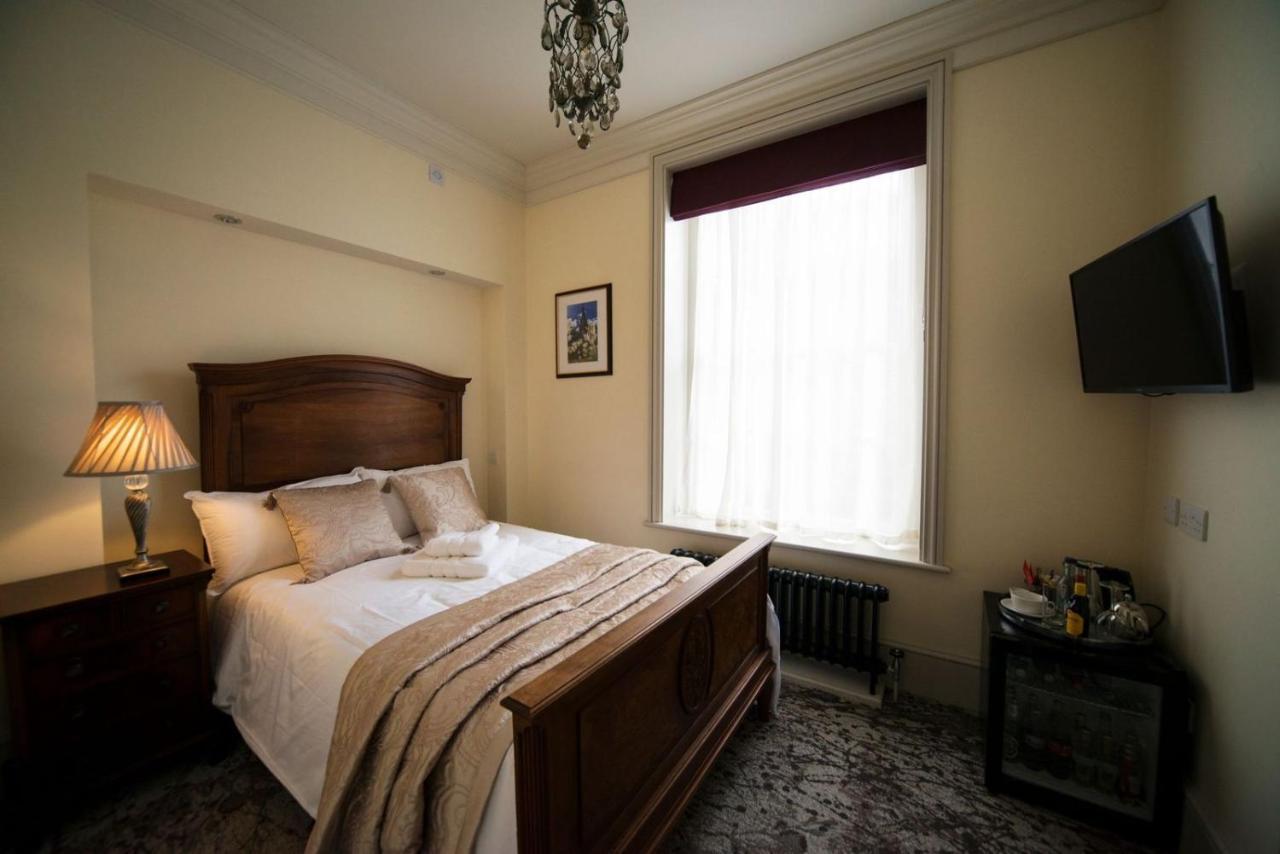 East Walls Hotel Chichester Zimmer foto