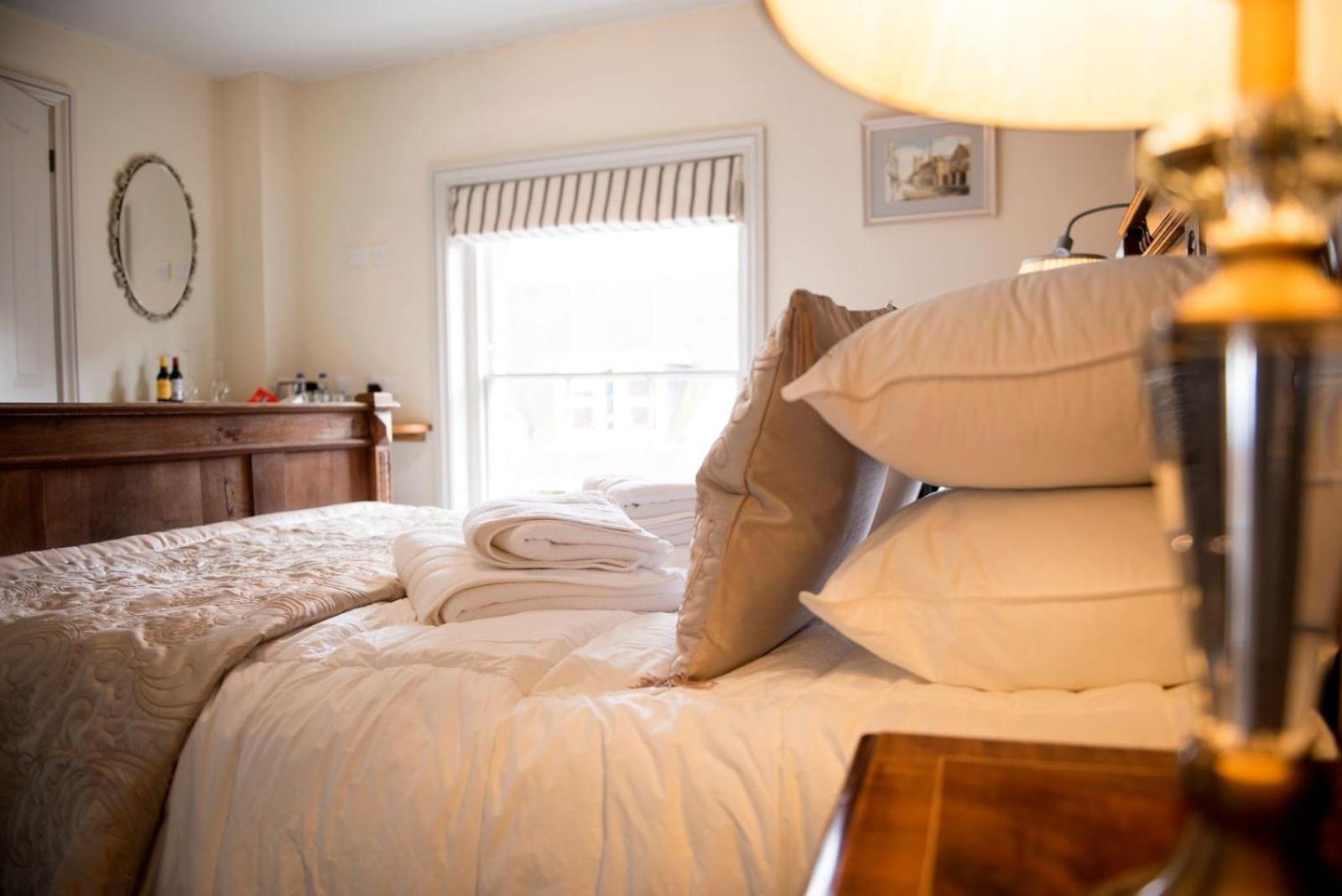 East Walls Hotel Chichester Zimmer foto