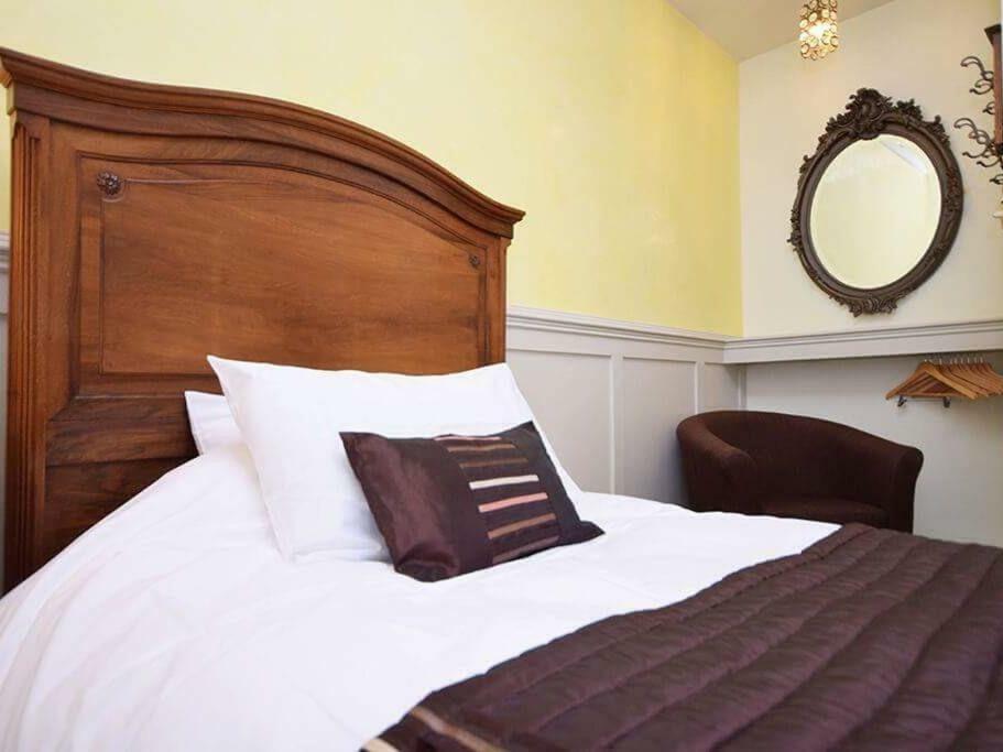 East Walls Hotel Chichester Zimmer foto